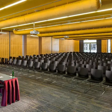 Clarion Congress Hotel 4*