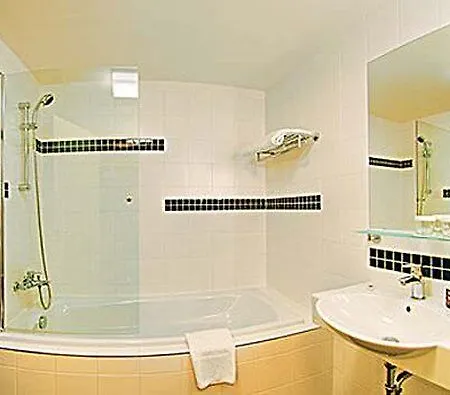 Clarion Congress Hotel